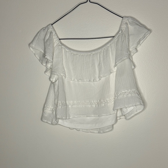 Miami Ivory Ruffle Blouse - Picture 3 of 3